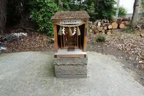 二ノ宮神社の末社・摂社