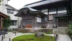 月心寺の本殿