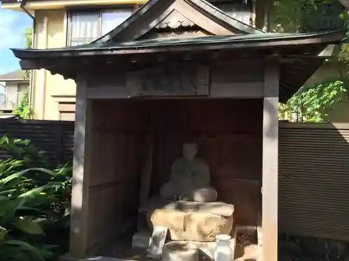 宝戒寺の像