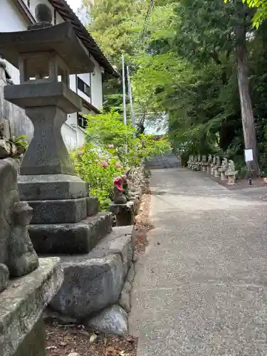 大福寺の{uncategorized: "未分類", other: "その他", undefined: "問題あり", building: "その他建物", grave: "お墓", sacred_gate: "鳥居", guardian: "狛犬", statue: "像", buddha: "仏像", history: "歴史", nature: "自然", garden: "庭園", animal: "動物", pagoda: "塔", temizu: "手水舎", mountain_gate: "山門・神門", sanctuary: "本殿・本堂", subordinate: "末社・摂社", art: "芸術", scenery: "景色", jizo: "地蔵", ema: "絵馬", goshuin: "御朱印", omikuji: "おみくじ", items: "授与品その他", amulet: "お守り", goshuincho: "御朱印帳", eats: "食事", festival: "お祭り", votive_dance: "神楽", shichigosan: "七五三参", wedding: "結婚式", experience: "体験その他", initially: "初詣", around: "周辺", anti_infection: "感染症対策"}