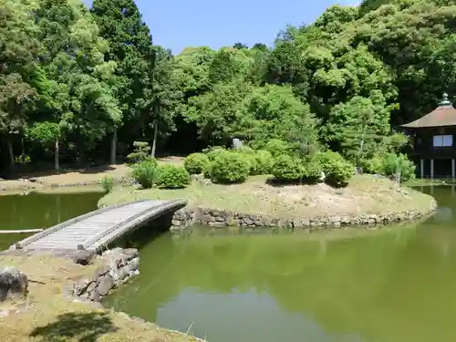 根来寺の庭園