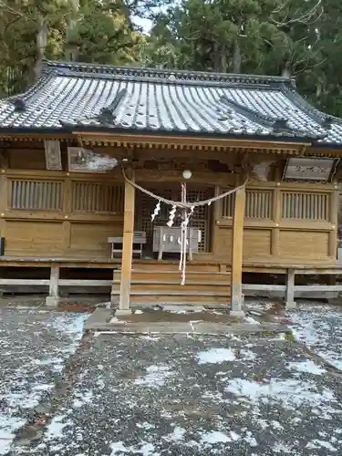 六神石神社の本殿