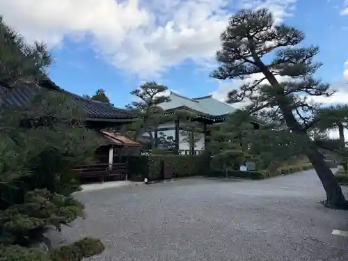 中宮寺(奈良県)