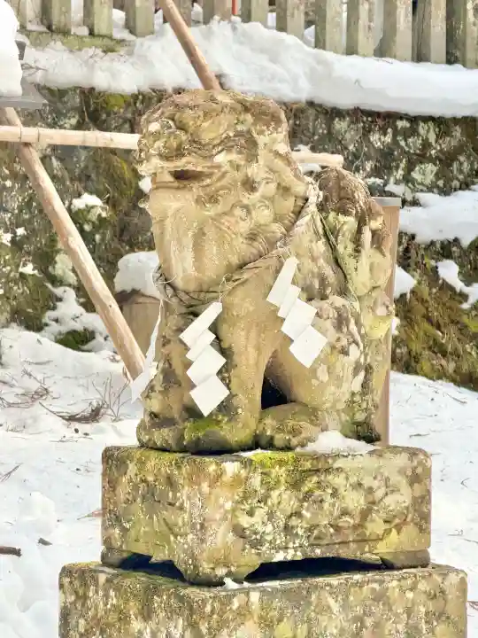 早池峯神社の{uncategorized: "未分類", other: "その他", undefined: "問題あり", building: "その他建物", grave: "お墓", sacred_gate: "鳥居", guardian: "狛犬", statue: "像", buddha: "仏像", history: "歴史", nature: "自然", garden: "庭園", animal: "動物", pagoda: "塔", temizu: "手水舎", mountain_gate: "山門・神門", sanctuary: "本殿・本堂", subordinate: "末社・摂社", art: "芸術", scenery: "景色", jizo: "地蔵", ema: "絵馬", goshuin: "御朱印", omikuji: "おみくじ", items: "授与品その他", amulet: "お守り", goshuincho: "御朱印帳", eats: "食事", festival: "お祭り", votive_dance: "神楽", shichigosan: "七五三参", wedding: "結婚式", experience: "体験その他", initially: "初詣", around: "周辺", anti_infection: "感染症対策"}