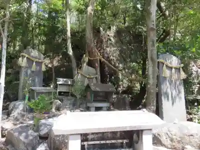 日乃出不動(岐阜県)