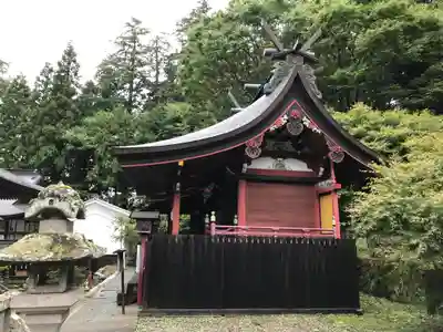新海三社神社の本殿・本堂