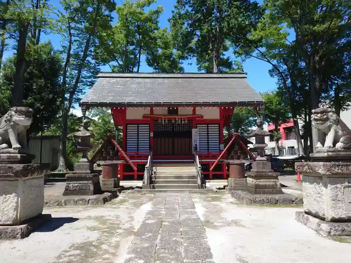 諏訪八幡神社の本殿・本堂