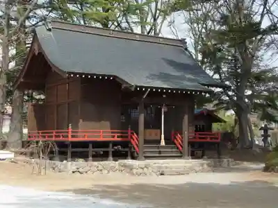 巨摩神社の本殿・本堂