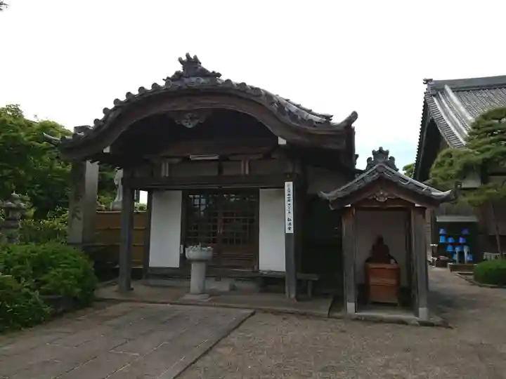 林泉寺の本殿・本堂