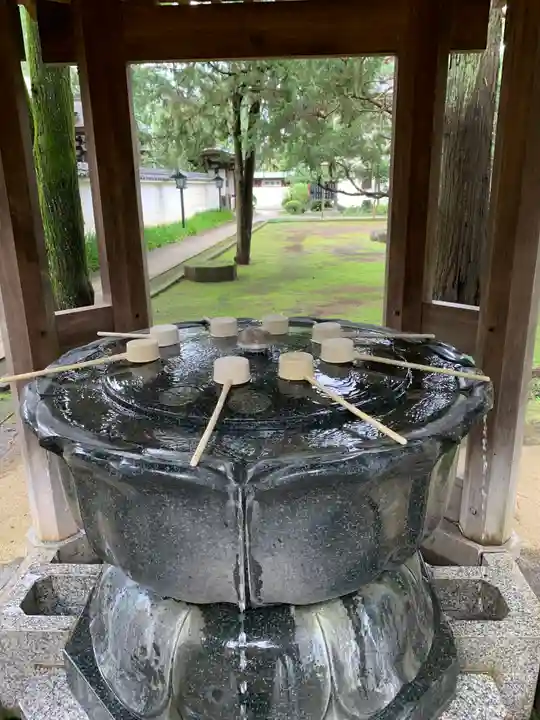 三寳寺の手水舎