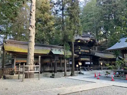 諏訪大社下社春宮(長野県)