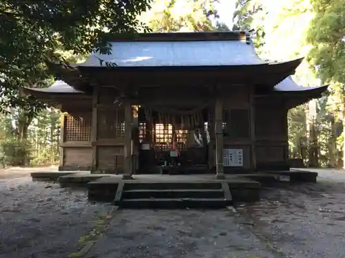 中畑神社の本殿・本堂