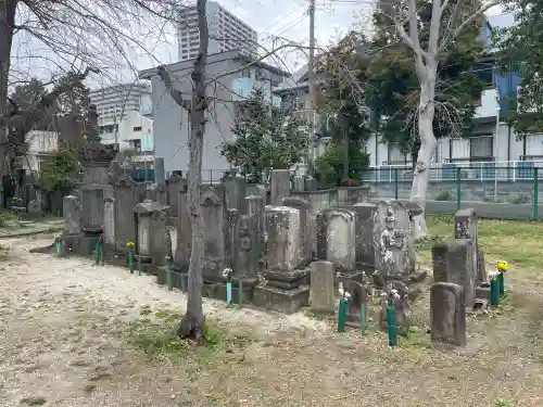 沼影観音堂（廣田寺）の{uncategorized: "未分類", other: "その他", undefined: "問題あり", building: "その他建物", grave: "お墓", sacred_gate: "鳥居", guardian: "狛犬", statue: "像", buddha: "仏像", history: "歴史", nature: "自然", garden: "庭園", animal: "動物", pagoda: "塔", temizu: "手水舎", mountain_gate: "山門・神門", sanctuary: "本殿・本堂", subordinate: "末社・摂社", art: "芸術", scenery: "景色", jizo: "地蔵", ema: "絵馬", goshuin: "御朱印", omikuji: "おみくじ", items: "授与品その他", amulet: "お守り", goshuincho: "御朱印帳", eats: "食事", festival: "お祭り", votive_dance: "神楽", shichigosan: "七五三参", wedding: "結婚式", experience: "体験その他", initially: "初詣", around: "周辺", anti_infection: "感染症対策"}