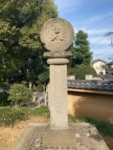 蓮花院の塔