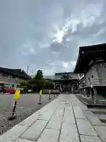 今泉八坂神社の{uncategorized: "未分類", other: "その他", undefined: "問題あり", building: "その他建物", grave: "お墓", sacred_gate: "鳥居", guardian: "狛犬", statue: "像", buddha: "仏像", history: "歴史", nature: "自然", garden: "庭園", animal: "動物", pagoda: "塔", temizu: "手水舎", mountain_gate: "山門・神門", sanctuary: "本殿・本堂", subordinate: "末社・摂社", art: "芸術", scenery: "景色", jizo: "地蔵", ema: "絵馬", goshuin: "御朱印", omikuji: "おみくじ", items: "授与品その他", amulet: "お守り", goshuincho: "御朱印帳", eats: "食事", festival: "お祭り", votive_dance: "神楽", shichigosan: "七五三参", wedding: "結婚式", experience: "体験その他", initially: "初詣", around: "周辺", anti_infection: "感染症対策"}