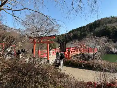 勝尾寺の{uncategorized: "未分類", other: "その他", undefined: "問題あり", building: "その他建物", grave: "お墓", sacred_gate: "鳥居", guardian: "狛犬", statue: "像", buddha: "仏像", history: "歴史", nature: "自然", garden: "庭園", animal: "動物", pagoda: "塔", temizu: "手水舎", mountain_gate: "山門・神門", sanctuary: "本殿・本堂", subordinate: "末社・摂社", art: "芸術", scenery: "景色", jizo: "地蔵", ema: "絵馬", goshuin: "御朱印", omikuji: "おみくじ", items: "授与品その他", amulet: "お守り", goshuincho: "御朱印帳", eats: "食事", festival: "お祭り", votive_dance: "神楽", shichigosan: "七五三参", wedding: "結婚式", experience: "体験その他", initially: "初詣", around: "周辺", anti_infection: "感染症対策"}