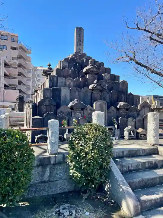 妙典寺の{uncategorized: "未分類", other: "その他", undefined: "問題あり", building: "その他建物", grave: "お墓", sacred_gate: "鳥居", guardian: "狛犬", statue: "像", buddha: "仏像", history: "歴史", nature: "自然", garden: "庭園", animal: "動物", pagoda: "塔", temizu: "手水舎", mountain_gate: "山門・神門", sanctuary: "本殿・本堂", subordinate: "末社・摂社", art: "芸術", scenery: "景色", jizo: "地蔵", ema: "絵馬", goshuin: "御朱印", omikuji: "おみくじ", items: "授与品その他", amulet: "お守り", goshuincho: "御朱印帳", eats: "食事", festival: "お祭り", votive_dance: "神楽", shichigosan: "七五三参", wedding: "結婚式", experience: "体験その他", initially: "初詣", around: "周辺", anti_infection: "感染症対策"}