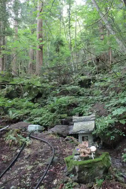 早池峯神社の末社・摂社