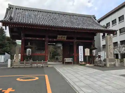 護国寺の山門