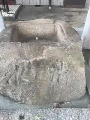 神明社・土之宮合殿の手水舎