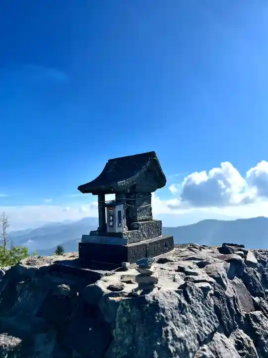 禰固岳神社(長野県)