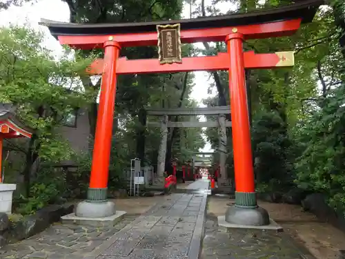 馬橋稲荷神社の鳥居