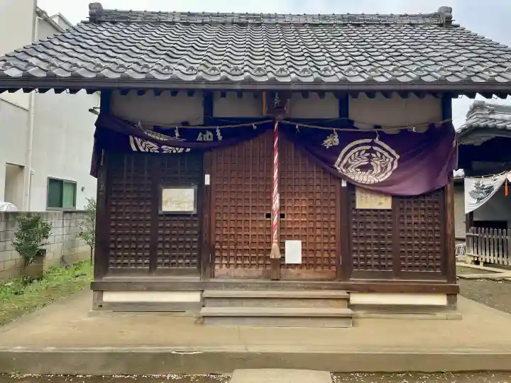 出世稲荷神社の{uncategorized: "未分類", other: "その他", undefined: "問題あり", building: "その他建物", grave: "お墓", sacred_gate: "鳥居", guardian: "狛犬", statue: "像", buddha: "仏像", history: "歴史", nature: "自然", garden: "庭園", animal: "動物", pagoda: "塔", temizu: "手水舎", mountain_gate: "山門・神門", sanctuary: "本殿・本堂", subordinate: "末社・摂社", art: "芸術", scenery: "景色", jizo: "地蔵", ema: "絵馬", goshuin: "御朱印", omikuji: "おみくじ", items: "授与品その他", amulet: "お守り", goshuincho: "御朱印帳", eats: "食事", festival: "お祭り", votive_dance: "神楽", shichigosan: "七五三参", wedding: "結婚式", experience: "体験その他", initially: "初詣", around: "周辺", anti_infection: "感染症対策"}