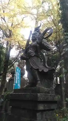 満隆寺の像