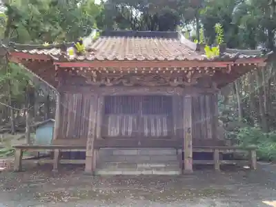 石間寺の本殿・本堂