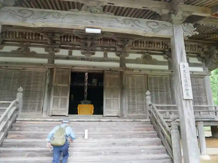 多田寺の本殿・本堂