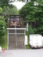 石山神社の建物その他