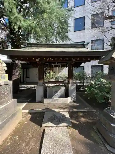 青山熊野神社の手水