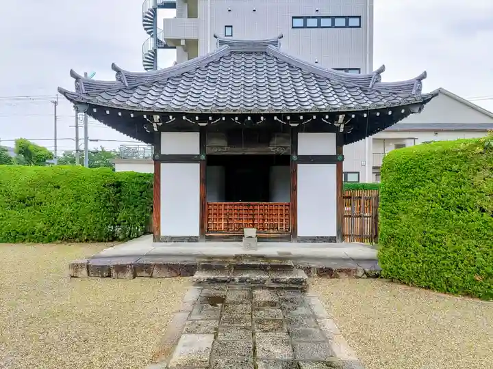 洞泉寺の末社・摂社