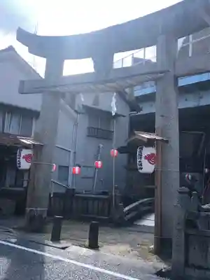 稲富稲荷神社の鳥居