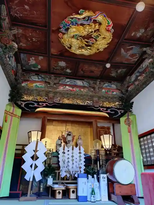 冠稲荷神社の{uncategorized: "未分類", other: "その他", undefined: "問題あり", building: "その他建物", grave: "お墓", sacred_gate: "鳥居", guardian: "狛犬", statue: "像", buddha: "仏像", history: "歴史", nature: "自然", garden: "庭園", animal: "動物", pagoda: "塔", temizu: "手水舎", mountain_gate: "山門・神門", sanctuary: "本殿・本堂", subordinate: "末社・摂社", art: "芸術", scenery: "景色", jizo: "地蔵", ema: "絵馬", goshuin: "御朱印", omikuji: "おみくじ", items: "授与品その他", amulet: "お守り", goshuincho: "御朱印帳", eats: "食事", festival: "お祭り", votive_dance: "神楽", shichigosan: "七五三参", wedding: "結婚式", experience: "体験その他", initially: "初詣", around: "周辺", anti_infection: "感染症対策"}