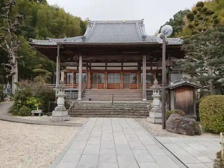 明光寺の本殿・本堂