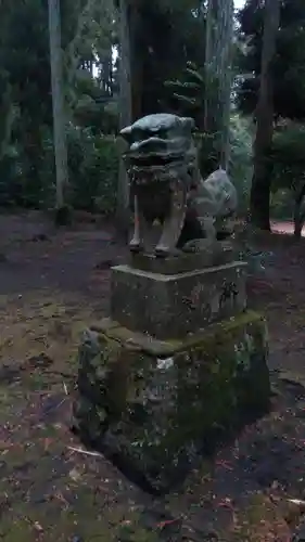 藤谷神社の狛犬