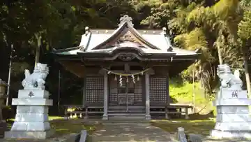 津神社の本殿・本堂