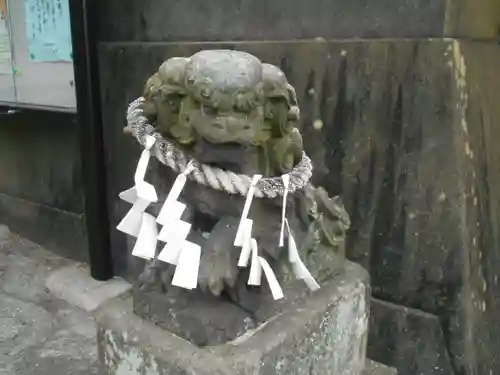 海南神社の狛犬