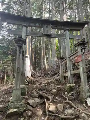 三峯神社奥宮(埼玉県)