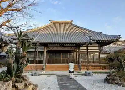 浄光寺の本殿・本堂