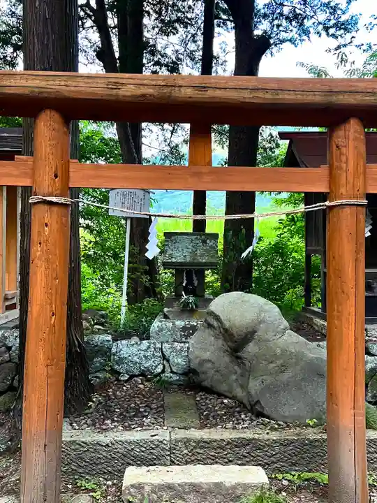山家神社の末社・摂社
