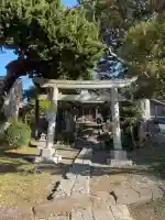 八雲神社(鎌倉・西御門)の{uncategorized: "未分類", other: "その他", undefined: "問題あり", building: "その他建物", grave: "お墓", sacred_gate: "鳥居", guardian: "狛犬", statue: "像", buddha: "仏像", history: "歴史", nature: "自然", garden: "庭園", animal: "動物", pagoda: "塔", temizu: "手水舎", mountain_gate: "山門・神門", sanctuary: "本殿・本堂", subordinate: "末社・摂社", art: "芸術", scenery: "景色", jizo: "地蔵", ema: "絵馬", goshuin: "御朱印", omikuji: "おみくじ", items: "授与品その他", amulet: "お守り", goshuincho: "御朱印帳", eats: "食事", festival: "お祭り", votive_dance: "神楽", shichigosan: "七五三参", wedding: "結婚式", experience: "体験その他", initially: "初詣", around: "周辺", anti_infection: "感染症対策"}