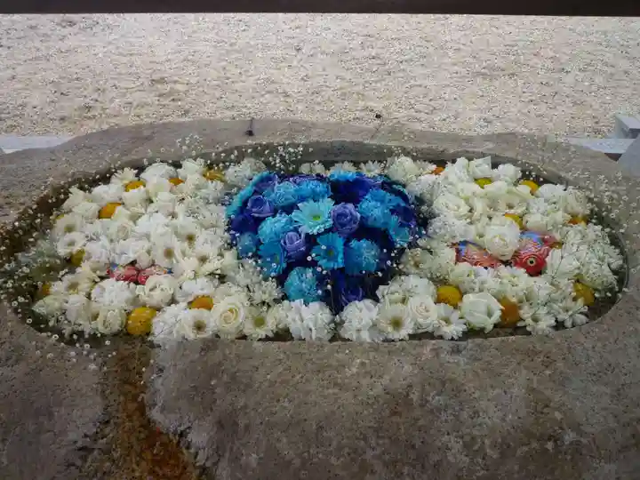 金井神社の手水舎