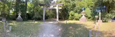 八幡秋田神社の{uncategorized: "未分類", other: "その他", undefined: "問題あり", building: "その他建物", grave: "お墓", sacred_gate: "鳥居", guardian: "狛犬", statue: "像", buddha: "仏像", history: "歴史", nature: "自然", garden: "庭園", animal: "動物", pagoda: "塔", temizu: "手水舎", mountain_gate: "山門・神門", sanctuary: "本殿・本堂", subordinate: "末社・摂社", art: "芸術", scenery: "景色", jizo: "地蔵", ema: "絵馬", goshuin: "御朱印", omikuji: "おみくじ", items: "授与品その他", amulet: "お守り", goshuincho: "御朱印帳", eats: "食事", festival: "お祭り", votive_dance: "神楽", shichigosan: "七五三参", wedding: "結婚式", experience: "体験その他", initially: "初詣", around: "周辺", anti_infection: "感染症対策"}