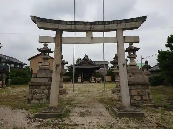 八幡社(男山八幡宮)の鳥居