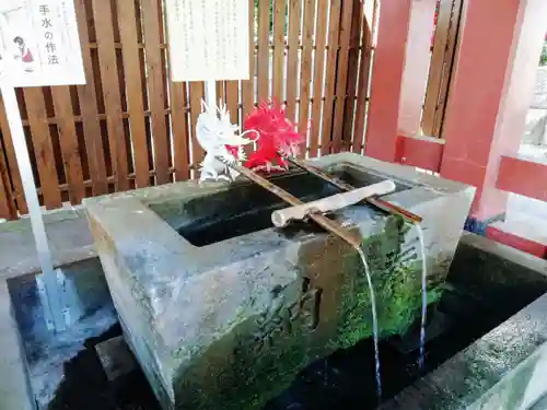 伊豆山神社の手水舎