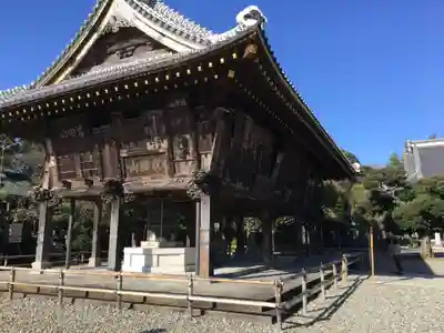 成田山新勝寺の山門・神門