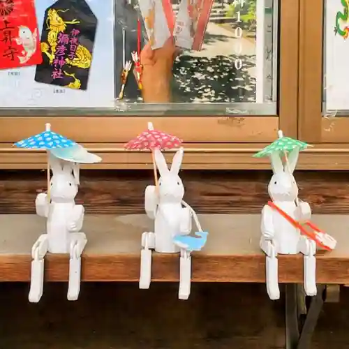 彌彦神社　(伊夜日子神社)の像