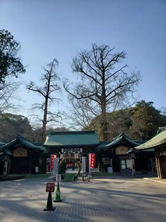 大宮八幡宮の山門・神門